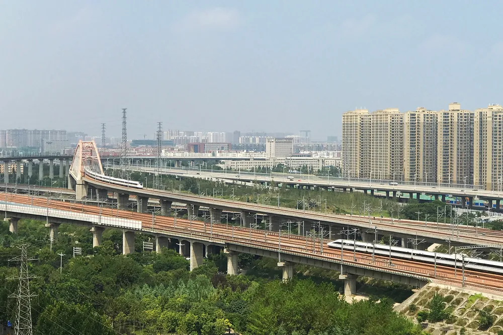 铁路隧道沿线监测场景